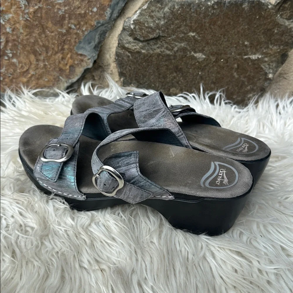 Dankso 'Sophie' Buckled Slip On Wedge Sandals in Iridescent Gunmetal Size 40